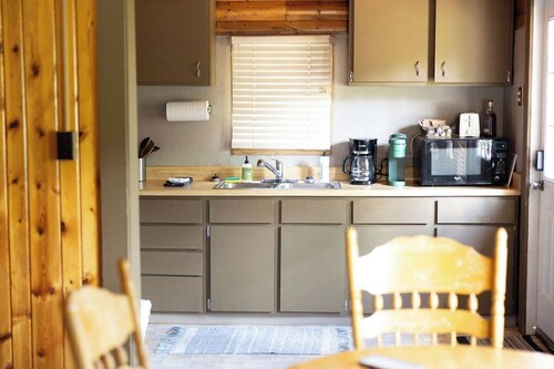 Creekside Chalet, Private Creekside Chalet