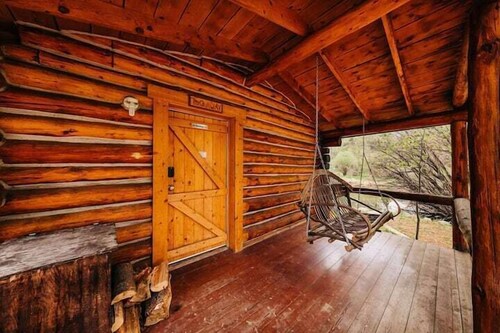 Tuckaway Cabin, Rustic Tuckaway Cabin