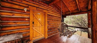 Tuckaway Cabin, Rustic Tuckaway Cabin