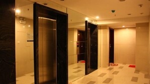 Interior - YouJia Apartment (Foshan)