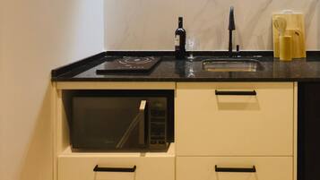 Studio Familia Casal Mobilidade Reduzida | Private kitchen