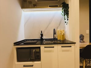 Studio - 1 enkelsäng | Arbetsyta för laptop, gratis wi-fi och sängkläder