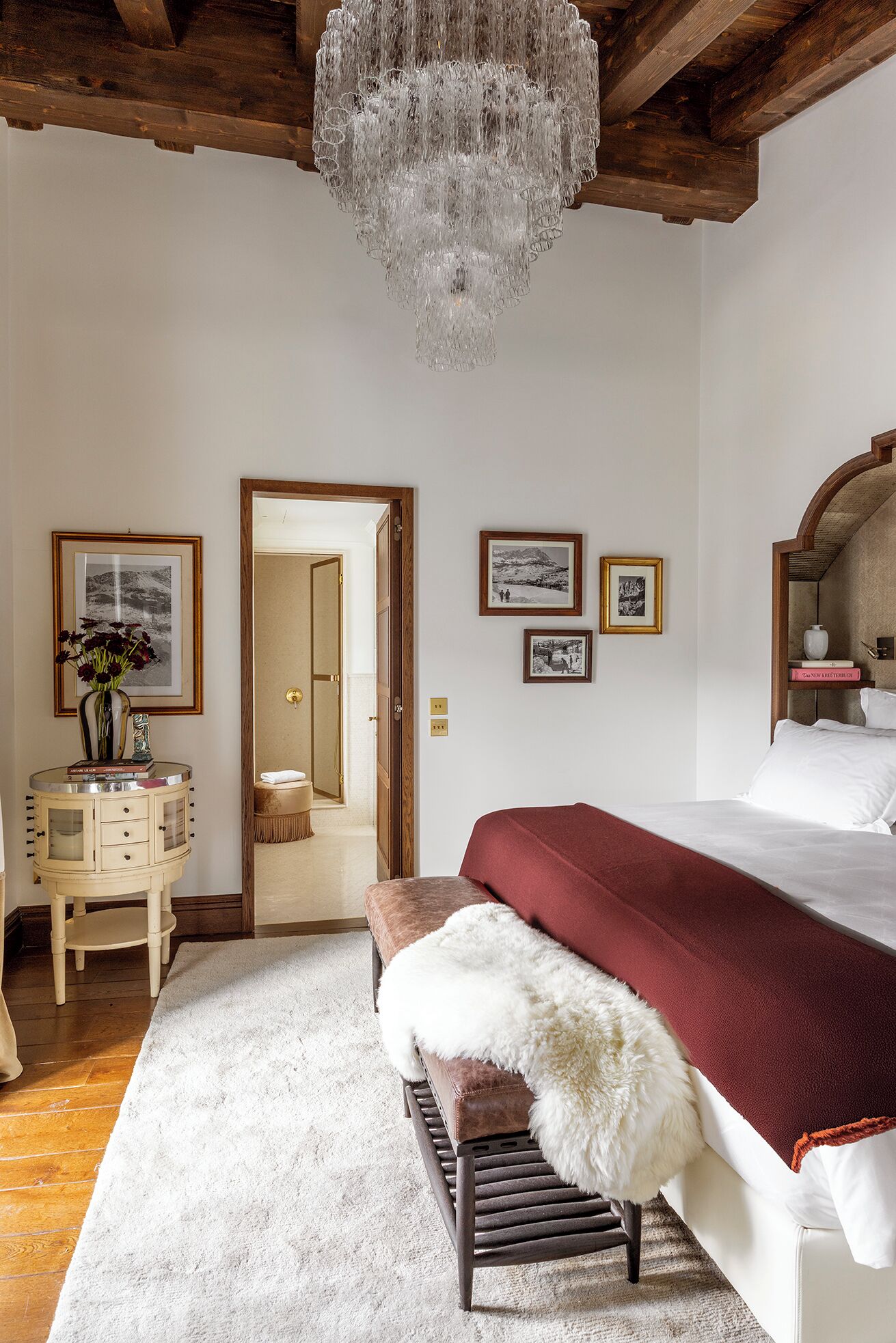 In-room safe, desk, laptop workspace, blackout curtains