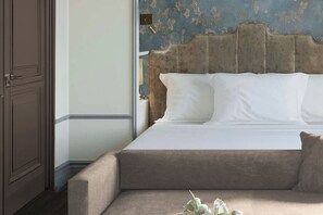 Grand Suite, Balcony | 1 bedroom, in-room safe, desk, laptop workspace