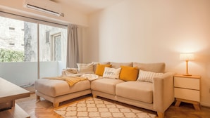 Apartment | 4 bedrooms, WiFi (free)