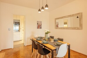 Appartement | 4 chambres, accès au Wi-Fi (inclus)