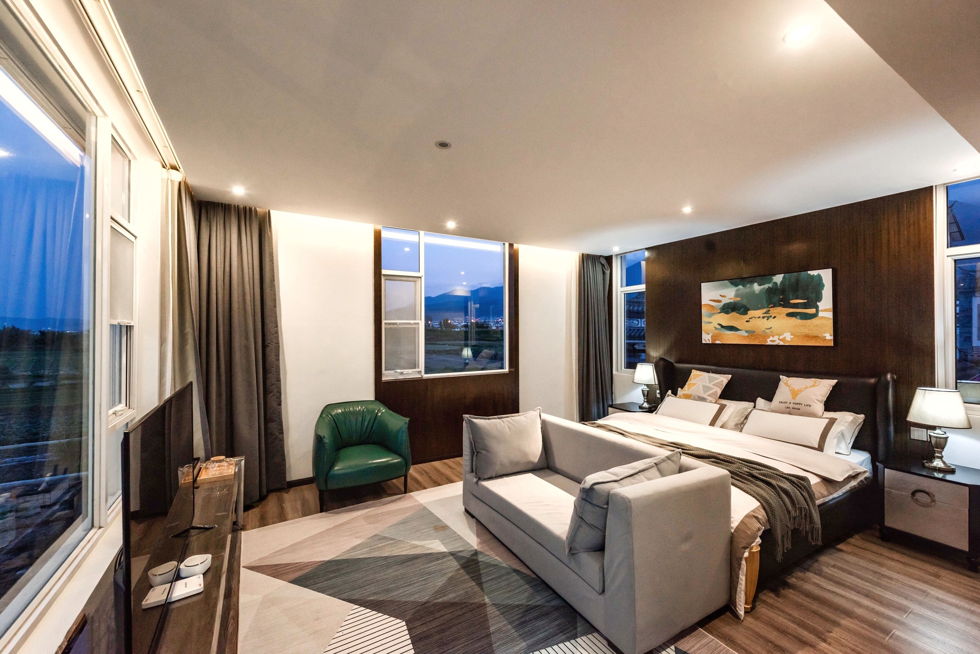 Grand Double Room | Free WiFi, bed sheets