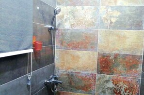 House | Bathroom | Shower, towels