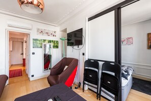 1 Schlafzimmer, Bügeleisen/Bügelbrett, kostenloses WLAN, Bettwäsche
