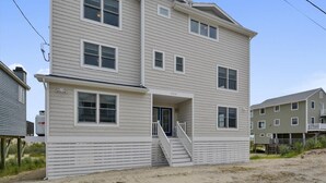 Exterior - Luxurious 7-Bedroom Oceanfront Rental in Bethany with Decks, Elevator, and More! (South Bethany)