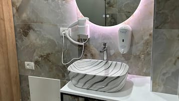 Kamar Double atau Twin Deluks, pemandangan kota | Wi-Fi gratis