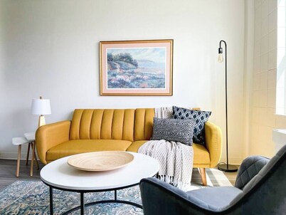 Sleepover | Elite 1BD/1BA + Gym - Cincinnati