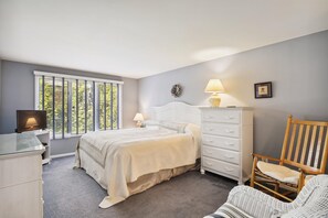 3 bedrooms, iron/ironing board, free WiFi