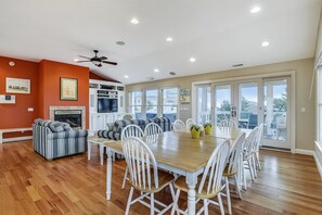 Dining - Amazing 6 BR Oceanside Property in Bethany Beach: Elevator, Hot Tub, Sleeps 15! (South Bethany)
