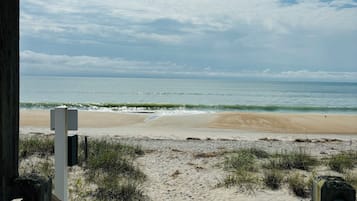 Sun loungers, beach towels