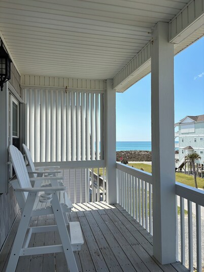 Perfect for Fall Fishing 2 day min / Sun-Sun Summer rental / Ocean & Sound View