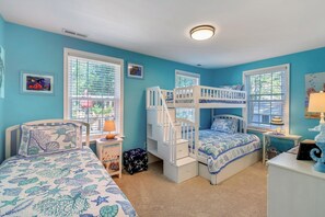 5 bedrooms, iron/ironing board, WiFi (free) - Spacious Bayside 5 Bedroom in Bethany Beach! (South Bethany)