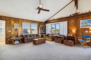 TV, fireplace, DVD player