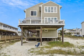 Exterior - The Buffer Zone: Oceanfront Bliss in Bethany Beach (South Bethany)