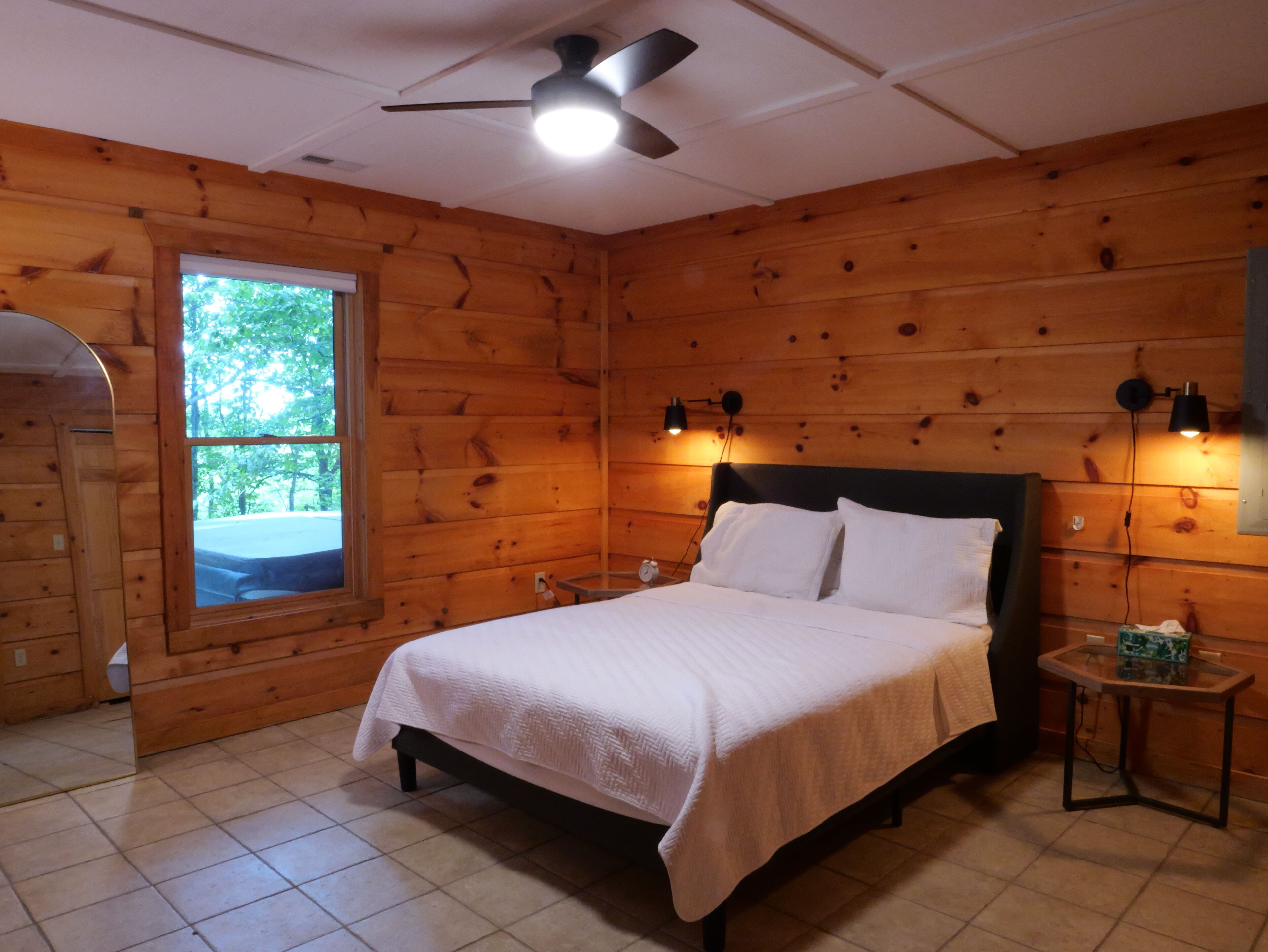 3 soverom, wi-fi (inkludert) og sengetøy