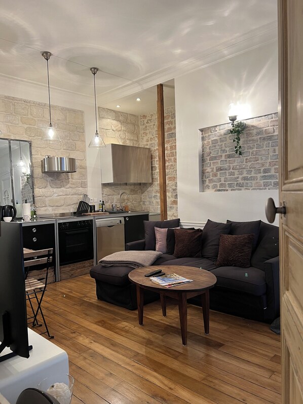 Living area - Magnifique Apt Haussmannien 1 chambre - Paris 9 (Paris)