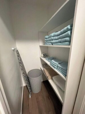 Interior - Uptown Lexington

 (Lexington)