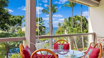 Condo, 1 King Bed (Keauhou Kona Surf & Racquet Club#6-30) | Outdoor dining