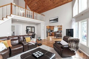 TV, fireplace, books, offices