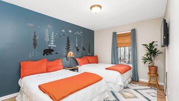 3 sovrum, skrivbord, strykjärn/strykbräda och wi-fi