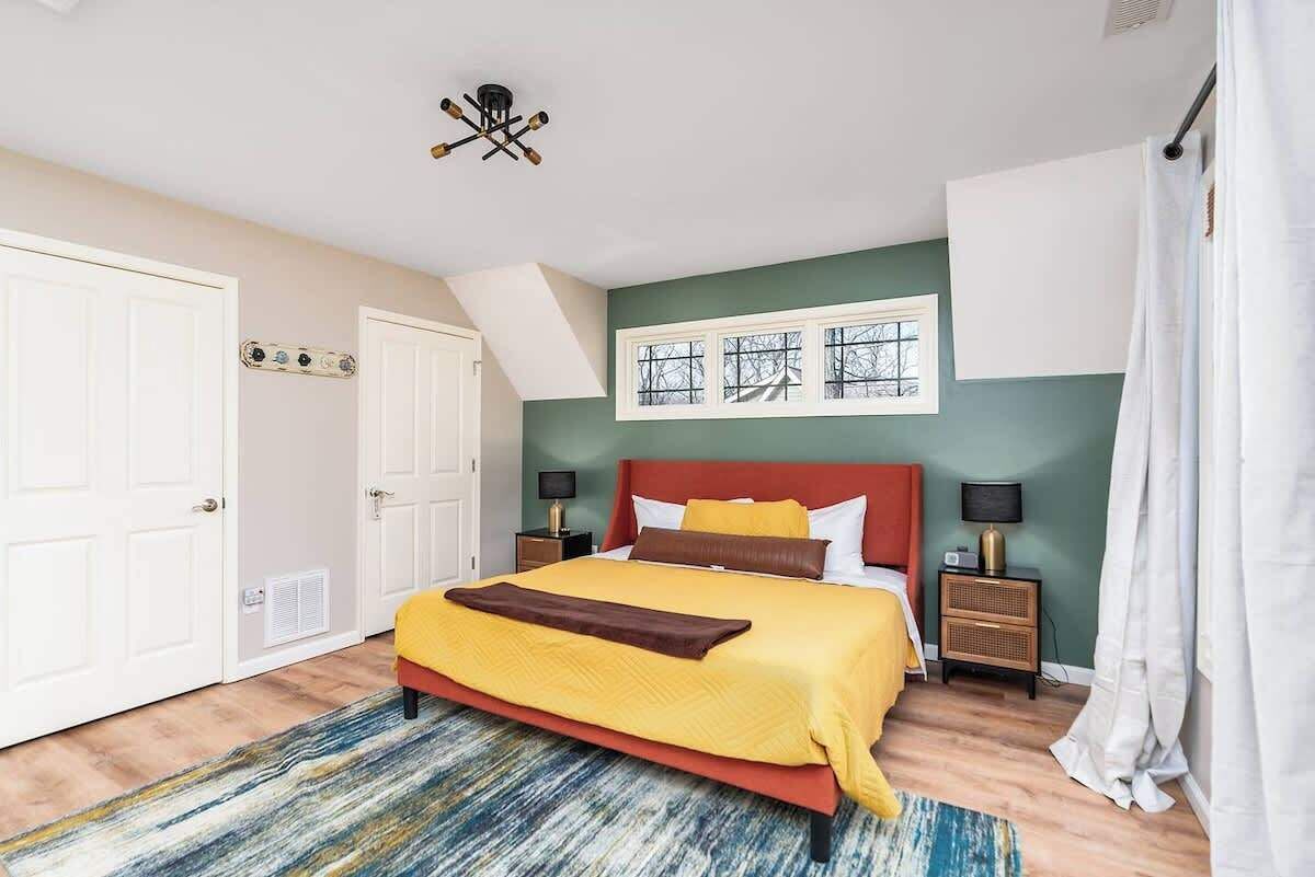 3 bedrooms, desk, iron/ironing board, WiFi