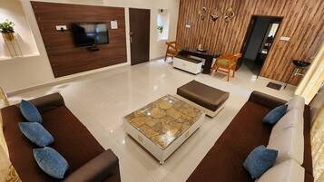 Villa, Garden View | 1 bedroom, premium bedding, free WiFi, bed sheets