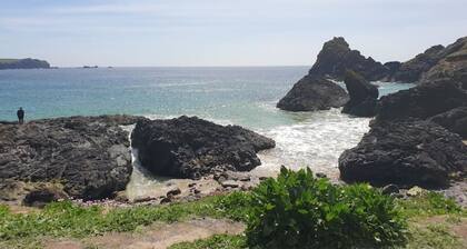 Serenity, seaside town in Penzance