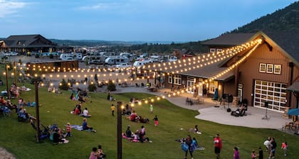 Jellystone Park at Larkspur
