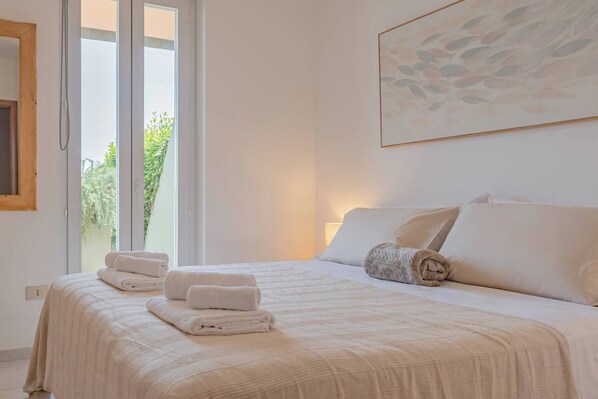 2 chambres, fer et planche Ă repasser, Wi-Fi gratuit, draps fournis