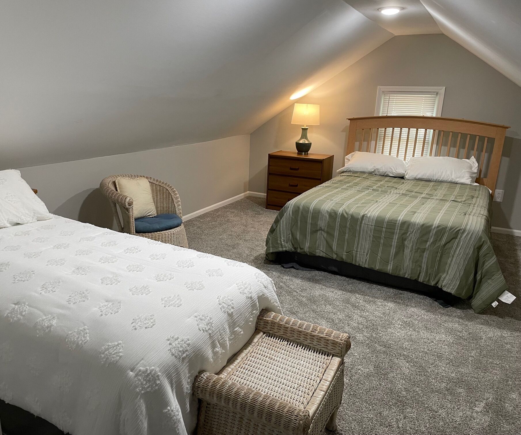 2 chambres, accès au Wi-Fi (inclus), literie fournie