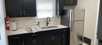 Quiet 2-bedroom home near downtown Lafayette, IN 