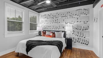 1 bedroom, iron/ironing board, bed sheets