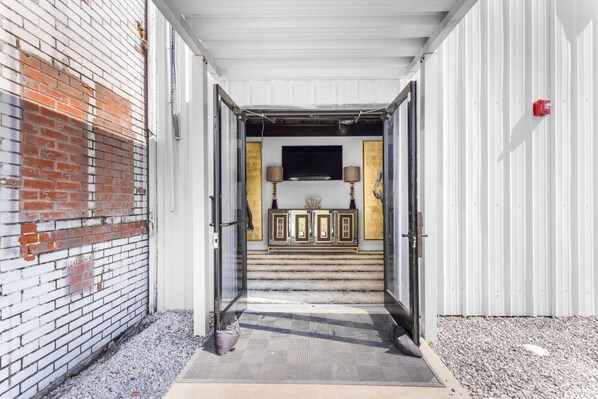 Exterior detail - The Sanctuary 2BR Elegant Condo near the Beach (Biloxi)