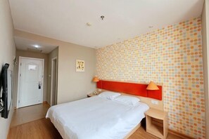 Room - Homeinn Hotel (Qingdao Zhengyang Middle Road Wanda Plaza) (Qingdao)