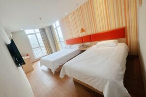 Room - Homeinn Hotel (Qingdao Zhengyang Middle Road Wanda Plaza) (Qingdao)