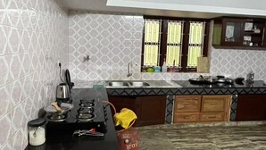 ثلاجة (عند الطلب)