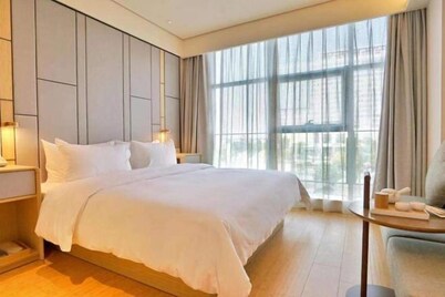 Lido Shuimu Hotel (Chengdu Shuangliu Airport Information Engineering University Store)