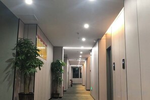 Unclassified image, 4 of 13, button - Sweet Orange Hotel (Hengyang)