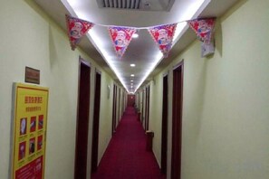 Unclassified image, 2 of 30, button - Shijiazhuang Yiyou Express Hotel (Youyi South Street Hebei Province Letters and Calls Bureau Branch) (Shijiazhuang)