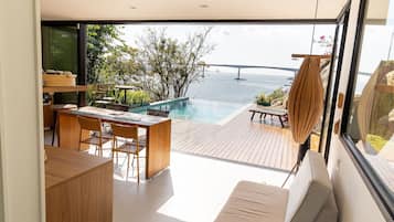 Villa | Pool | Indendørs pool
