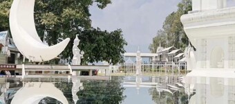 Kyriad Hotel (Mangshi People's Hospital Square)