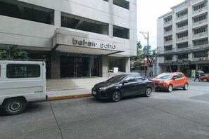 รูปภาพที่ไม่ได้จัดประเภท, 2 จาก 12, ปุ่ม