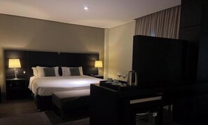 1 室のベッドルーム、インターネット、ベッドシーツ