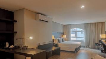 1 quarto, escrivaninha, Wi-Fi, roupa de cama