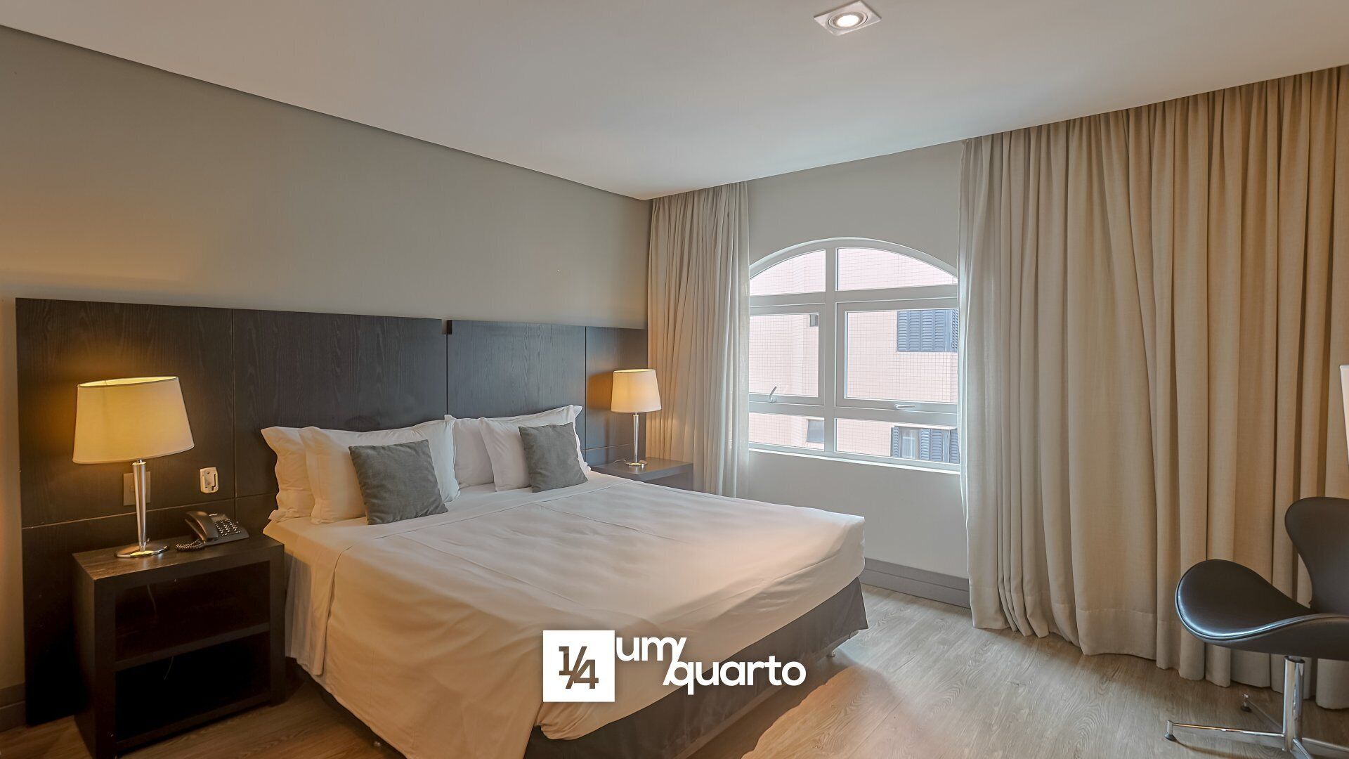 1 bedroom, desk, WiFi, bed sheets